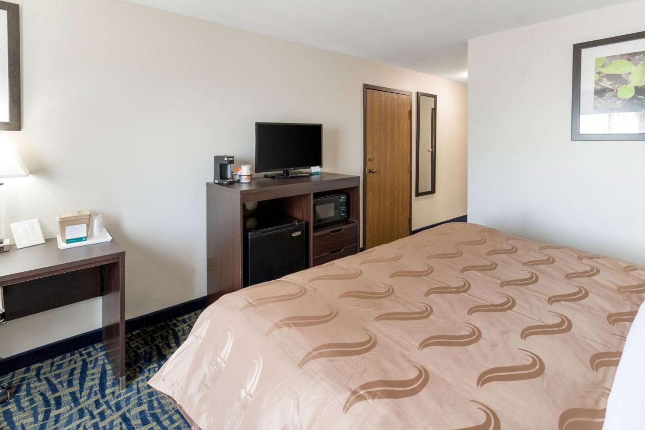 Quality Inn Rochelle Exterior photo