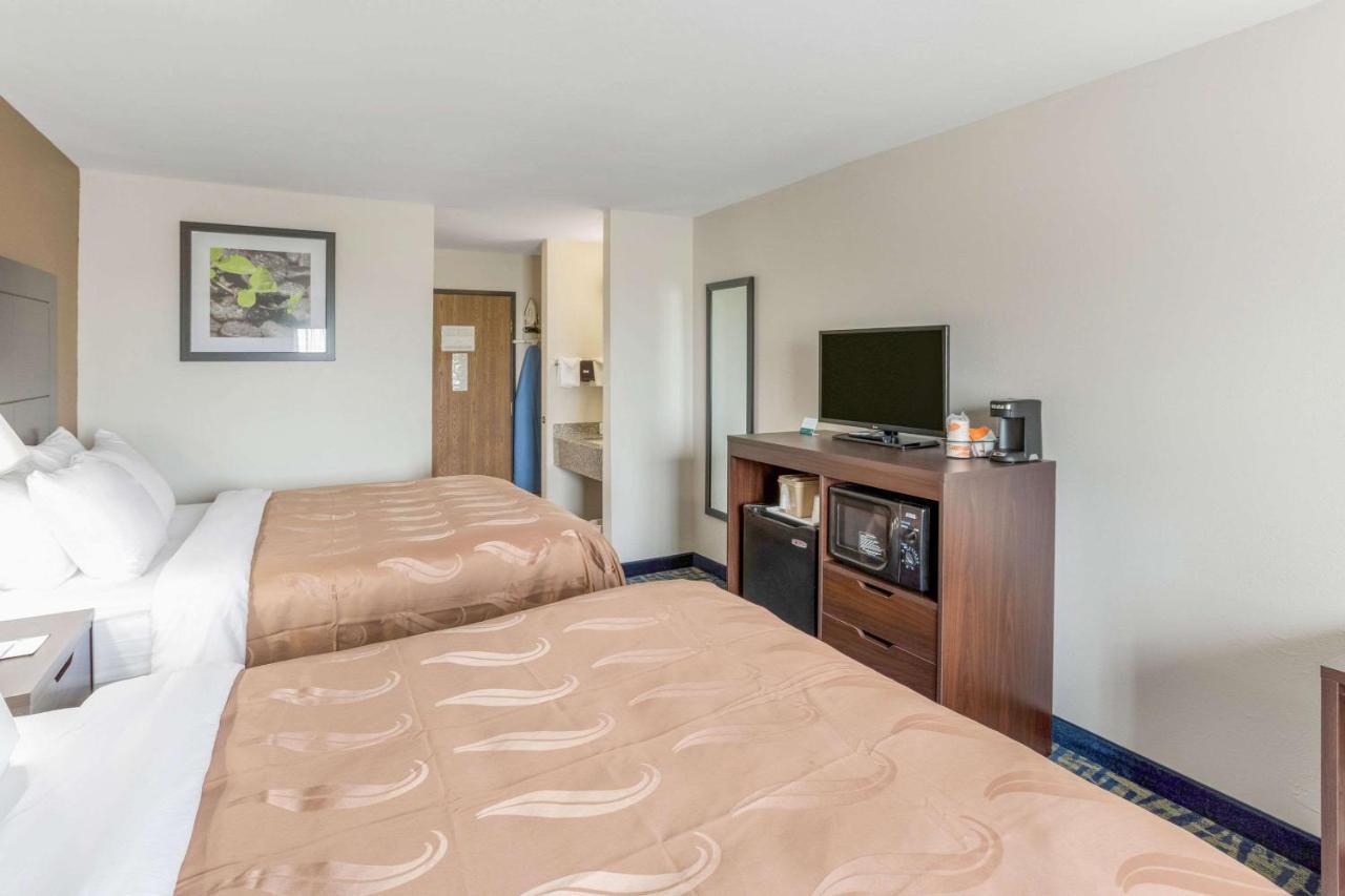 Quality Inn Rochelle Exterior photo
