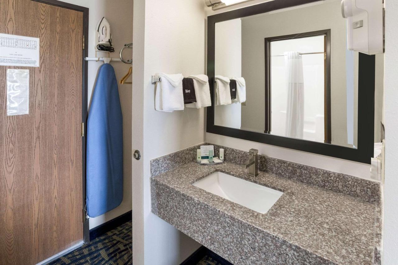 Quality Inn Rochelle Exterior photo
