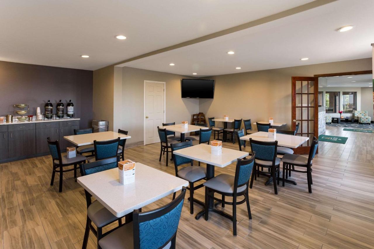 Quality Inn Rochelle Exterior photo